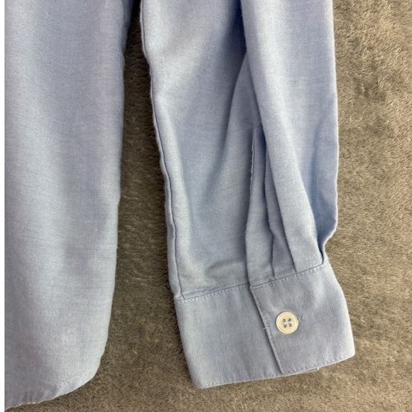 Koret Shirt M Blue Button Down Embroidered Floral Butterfly Embellished Cottage - Picture 7 of 9